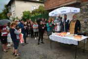 Водосвет и курбан за здраве събраха за поредна година живеещите на улица „Родопи“ в Симитли