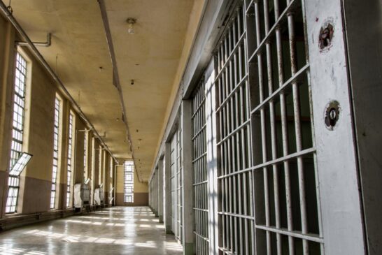 18 години затвор за петричанин, убил с нож и вилица гаджето на бившата си