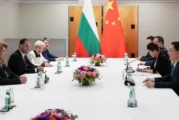 България и Китай обсъждат директни полети до Пекин