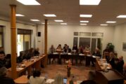 Общинският съвет в Радомир прие декларация, свързана с изграждане на ФЕЦ и Вятърни генератори, обсъдиха и докладни, свързани с образованието и управление на общинската собственост