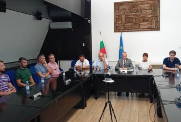Спасяват „Пирин“ по модела на „Левски“, М. Митев взима акциите от името на група ветерани