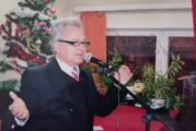 ЕДИН ЖИВОТ - ДВА СВЯТА! Благоевградският проф. д.п.н. и уникален народен певец Кирил Костов: Философските размисли за живота като един прекрасен и съвсем кратък миг в безкрайността на времето са хубаво нещо, което поддържа паметта будна и услужлива!