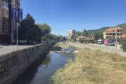 Почистиха от натрупани отпадъци, храсти и бурени коритото на р. Джерман в Дупница