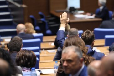 Парламентът ще заседава извънредно зарди помилването на „пeтричкия Ескобар“