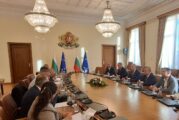 Премиерът Радев: България предприема всички възможни мерки да повиши сигурността на корабоплаването в Черно море