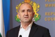 В телефонни разговори с председателя на ЕК и генералния секретар на НАТО премиерът Румен Радев призова за общи усилия за спиране на атаките срещу търговски кораби в Черно море