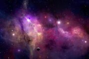 За първи път астрономи наблюдаваха звезда „вампир“, която поглъща своя спътник