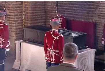 Положиха останките на цар Самуил в мраморния саркофаг