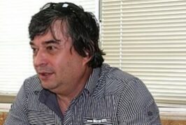 И ВАС отряза директора на 3-то ОУ в Благоевград В. Чолаков, дворът на училището остава отключен