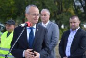 Кметът М. Байкушев даде старт на изграждането на нов парк с полувкопан обществен паркинг в благоевградския кв. „Струмско“